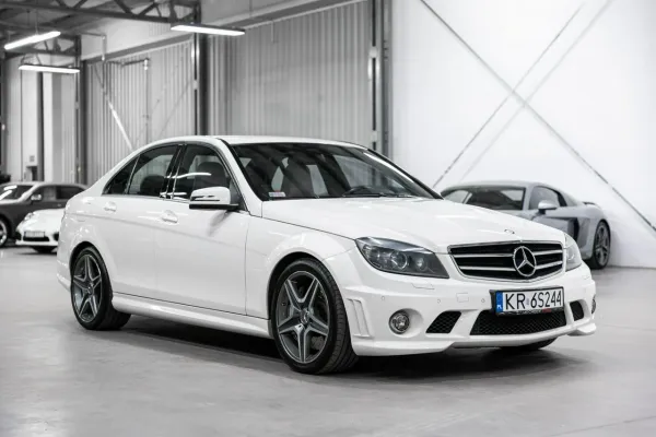 Mercedes C 63 AMG W204 – zdjęcie 6