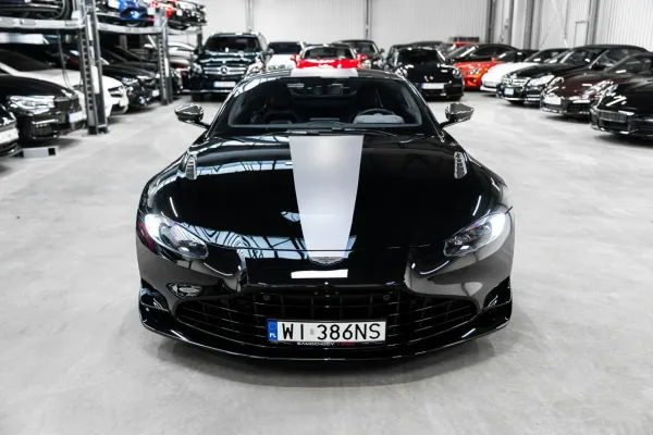 Aston Martin Vantage