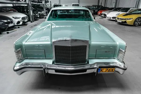 Lincoln Continental VII – zdjęcie 4