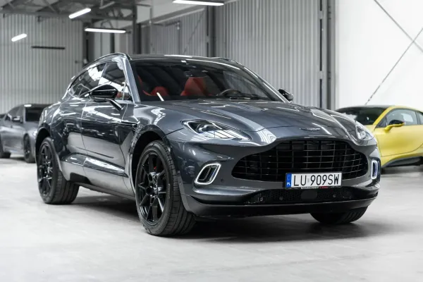 Aston Martin DBX – zdjęcie 3