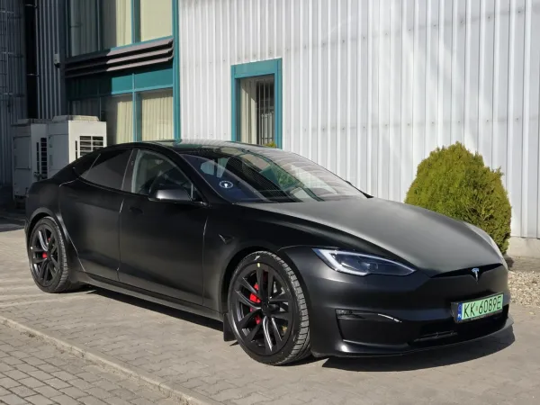 Tesla Model S – zdjęcie 3