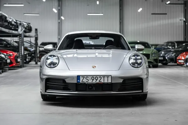 Porsche 911 992