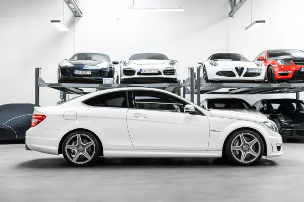 Mercedes C 63 AMG W204 – zdjęcie 7