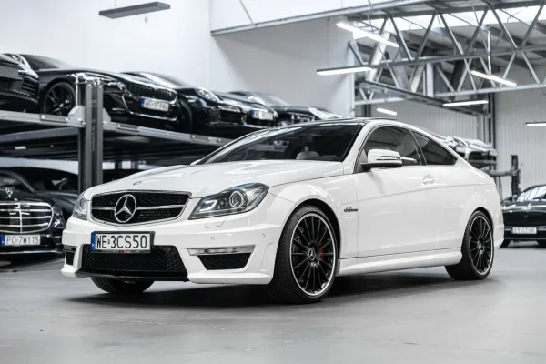 Mercedes C 63 AMG W204 – zdjęcie 3