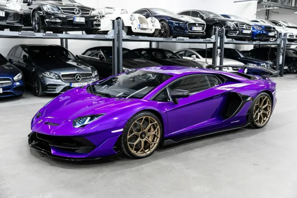 Lamborghini Aventador