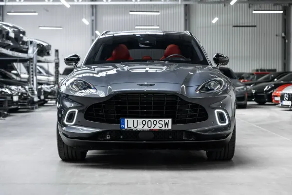 Aston Martin DBX – zdjęcie 1