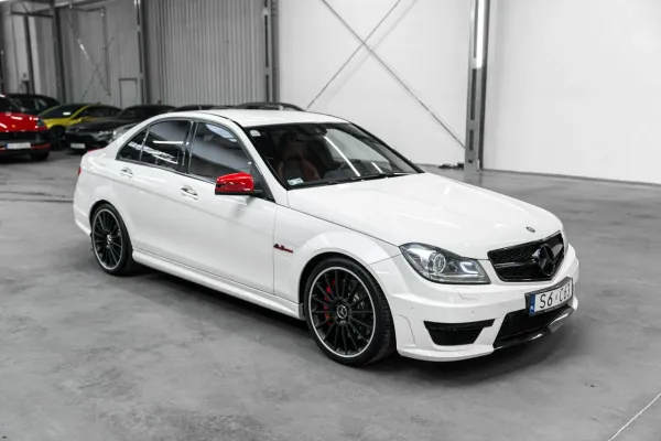 Mercedes C 63 AMG W204 – zdjęcie 5
