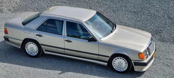 Mercedes 300E Lorinser – zdjęcie 2