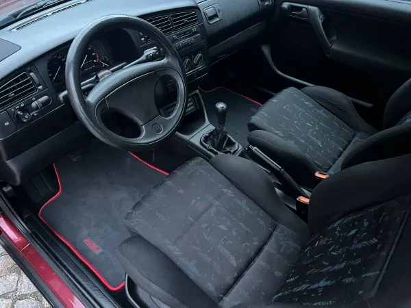 Volkswagen Golf GTI Mk3 – zdjęcie 3