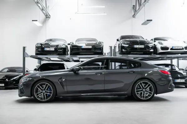 BMW M8 – zdjęcie 6