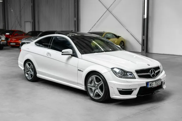 Mercedes C 63 AMG W204 – zdjęcie 5