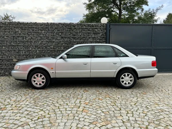 Audi A6 C4 2.6 V6 – zdjęcie 6