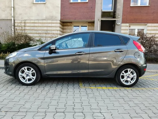 Ford Fiesta mk7 – zdjęcie 3