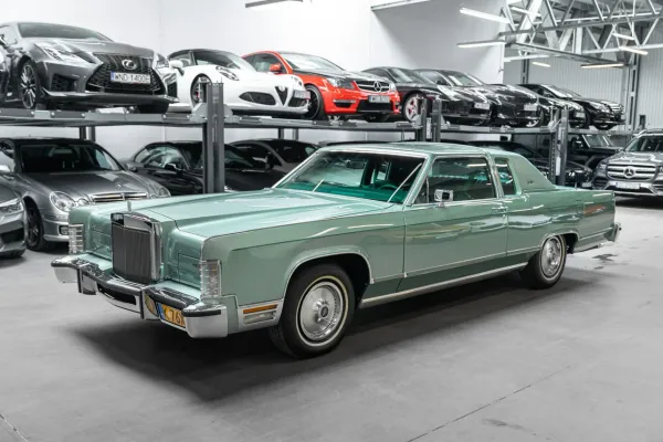 Lincoln Continental VII – zdjęcie 2