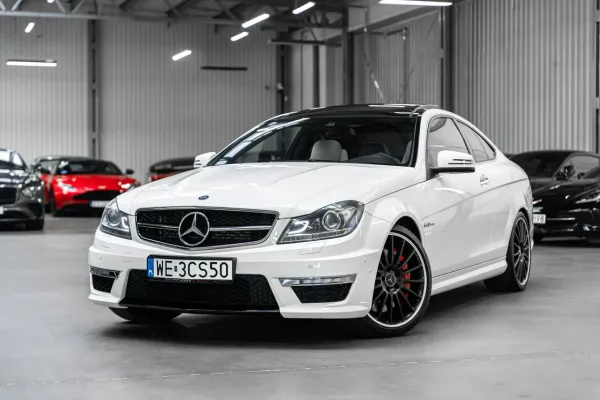 Mercedes C 63 AMG W204 – zdjęcie 2