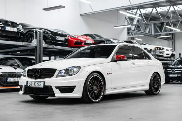 Mercedes C 63 AMG W204 – zdjęcie 2